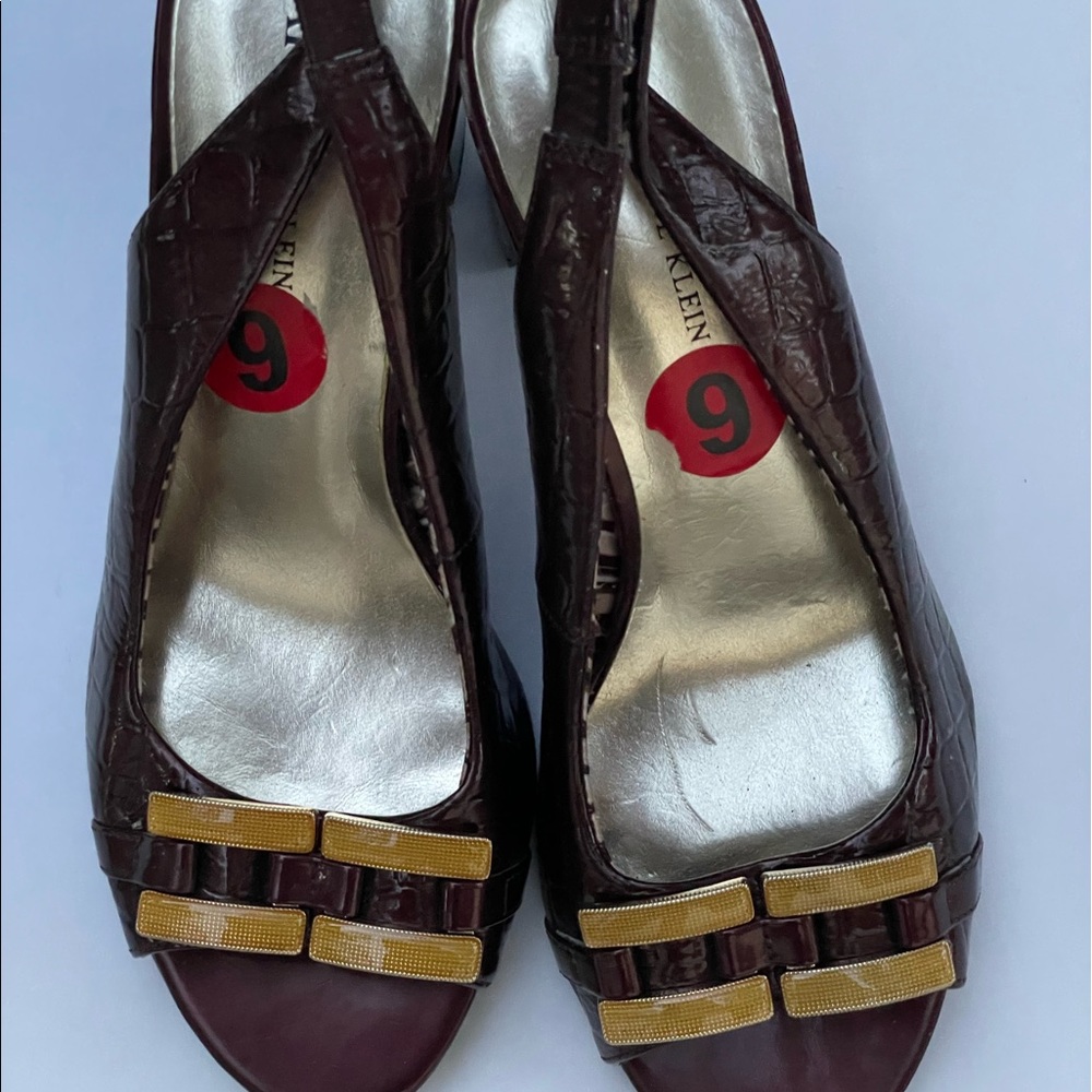Anne Klein Shoes, Wine color, Size 6